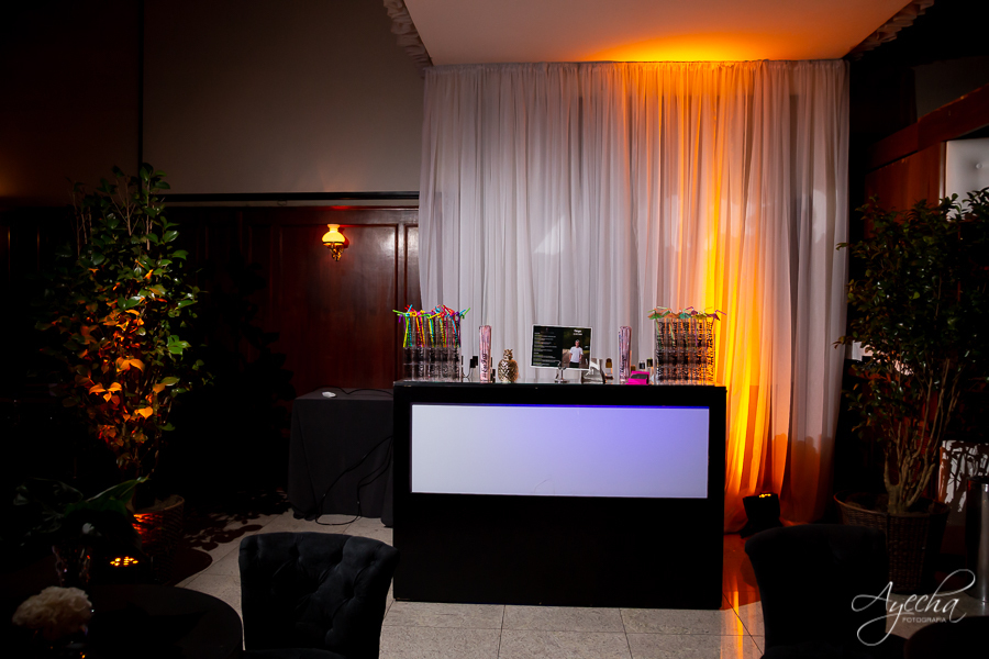 18 anos; Festa de 18 anos; Thiago Ronkoski; Deborah Ayecha Fotografia, Fotografo Curitiba, Fotografia Curitiba, Buffet Original, Fotografia de casamento; Debutantes Curitiba, 15 anos; Photographer, Wedding, Fotografia de casamento curitiba;