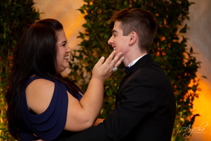 18 anos; Festa de 18 anos; Thiago Ronkoski; Deborah Ayecha Fotografia, Fotografo Curitiba, Fotografia Curitiba, Buffet Original, Fotografia de casamento; Debutantes Curitiba, 15 anos; Photographer, Wedding, Fotografia de casamento curitiba;