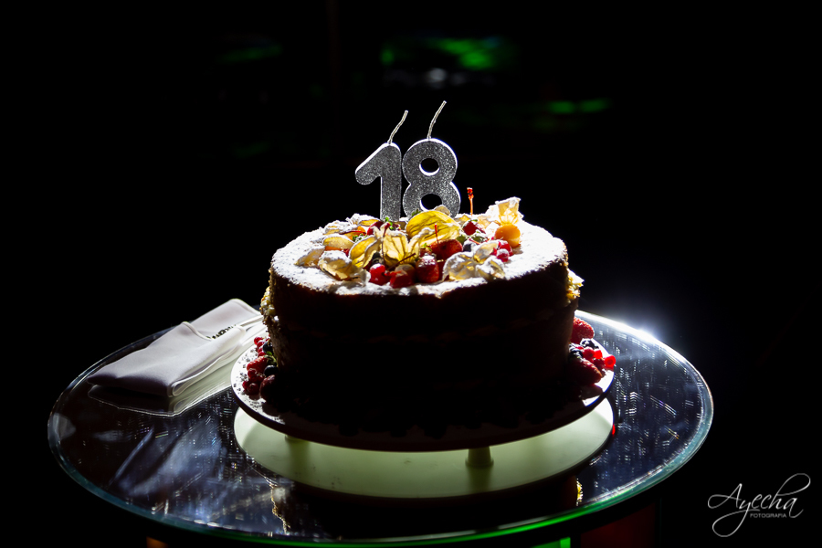 18 anos; Festa de 18 anos; Thiago Ronkoski; Deborah Ayecha Fotografia, Fotografo Curitiba, Fotografia Curitiba, Buffet Original, Fotografia de casamento; Debutantes Curitiba, 15 anos; Photographer, Wedding, Fotografia de casamento curitiba;