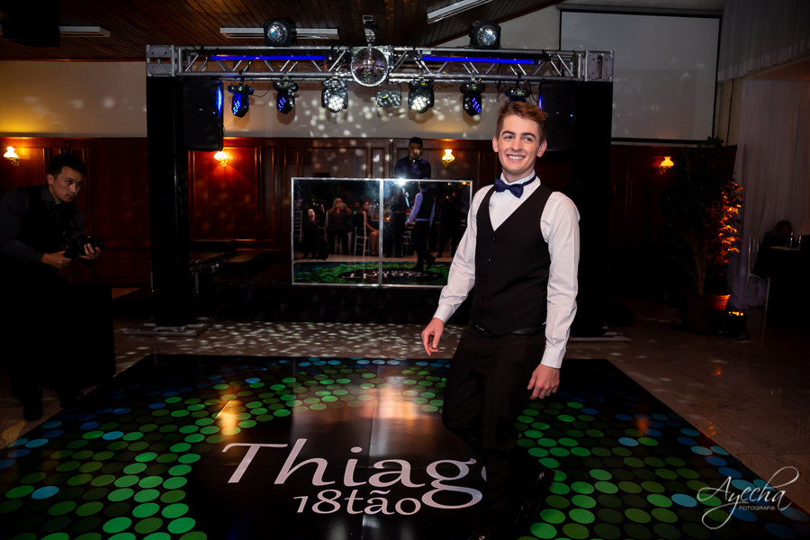 18 anos; Festa de 18 anos; Thiago Ronkoski; Deborah Ayecha Fotografia, Fotografo Curitiba, Fotografia Curitiba, Buffet Original, Fotografia de casamento; Debutantes Curitiba, 15 anos; Photographer, Wedding, Fotografia de casamento curitiba;