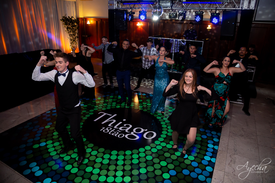 18 anos; Festa de 18 anos; Thiago Ronkoski; Deborah Ayecha Fotografia, Fotografo Curitiba, Fotografia Curitiba, Buffet Original, Fotografia de casamento; Debutantes Curitiba, 15 anos; Photographer, Wedding, Fotografia de casamento curitiba;