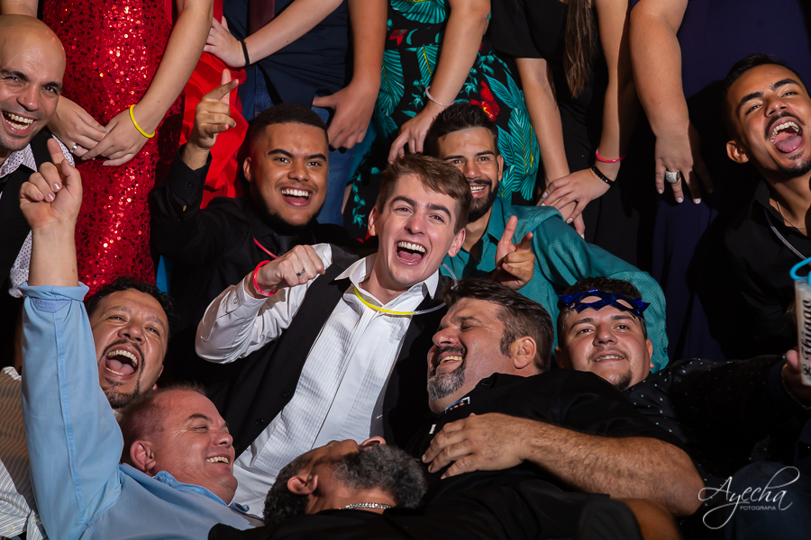 18 anos; Festa de 18 anos; Thiago Ronkoski; Deborah Ayecha Fotografia, Fotografo Curitiba, Fotografia Curitiba, Buffet Original, Fotografia de casamento; Debutantes Curitiba, 15 anos; Photographer, Wedding, Fotografia de casamento curitiba;