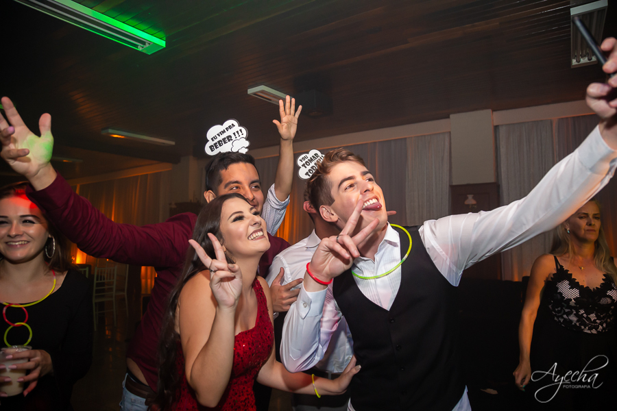 18 anos; Festa de 18 anos; Thiago Ronkoski; Deborah Ayecha Fotografia, Fotografo Curitiba, Fotografia Curitiba, Buffet Original, Fotografia de casamento; Debutantes Curitiba, 15 anos; Photographer, Wedding, Fotografia de casamento curitiba;