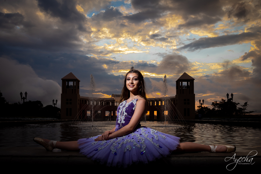 Fifhteen; Ensaio de 15 anos; Ensaio de Debutante; Pré 15; Deborah Ayecha Fotografia; Debutantes Curitiba; Debutantes Colombo; Pinhais; Piraquara; Cinderela Debutantes; Toda Teen; Capricho; Parque Tanguá; Ensaio Parque Tanguá