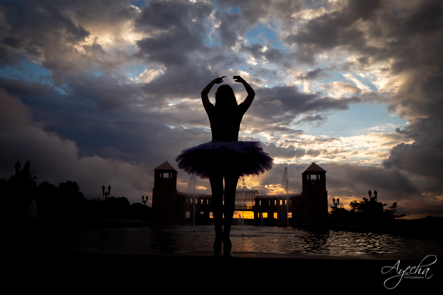 Fifhteen; Ensaio de 15 anos; Ensaio de Debutante; Pré 15; Deborah Ayecha Fotografia; Debutantes Curitiba; Debutantes Colombo; Pinhais; Piraquara; Cinderela Debutantes; Toda Teen; Capricho; Parque Tanguá; Ensaio Parque Tanguá