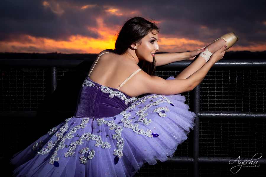 Fifhteen; Ensaio de 15 anos; Ensaio de Debutante; Pré 15; Deborah Ayecha Fotografia; Debutantes Curitiba; Debutantes Colombo; Pinhais; Piraquara; Cinderela Debutantes; Toda Teen; Capricho; Parque Tanguá; Ensaio Parque Tanguá