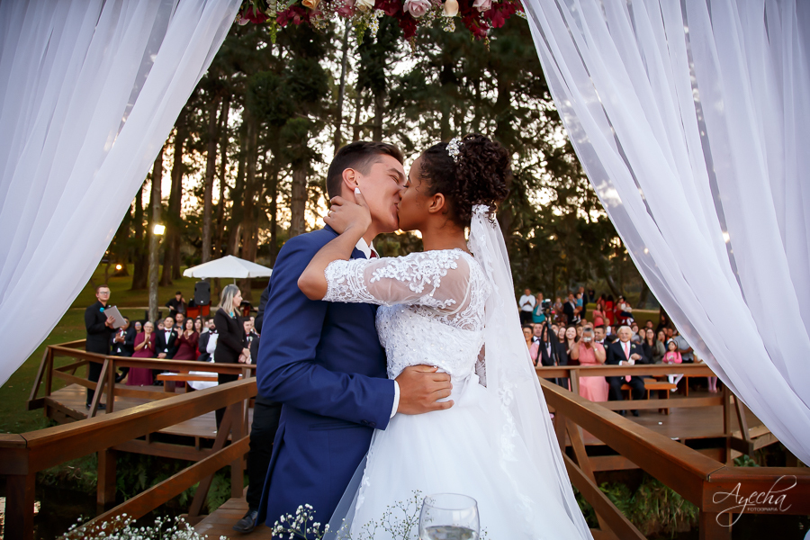 Casamentos.com.br ; fotos de casamento espaço belvedere; fotografo de casamento curitiba, ideias de fotos de casamento, deborah ayecha fotografia; refrência em casamento curitiba, profissionais de eventos curitiba, adir moreira decorações