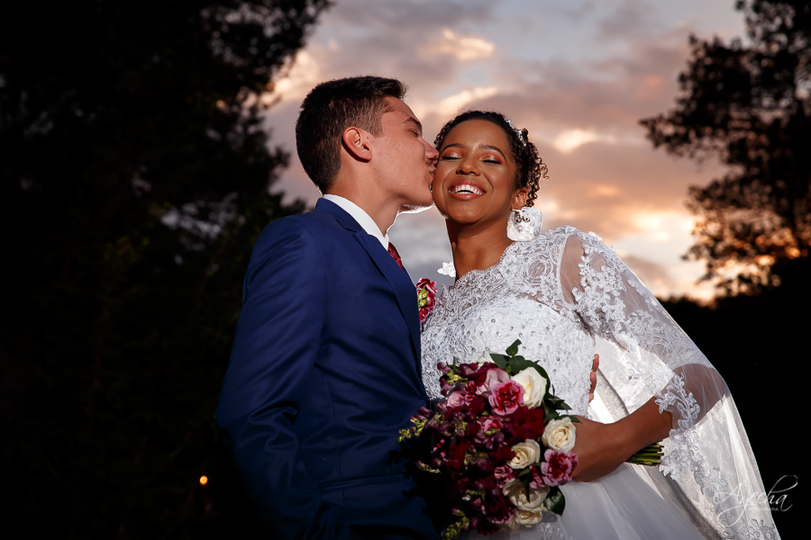 Casamentos.com.br ; fotos de casamento espaço belvedere; fotografo de casamento curitiba, ideias de fotos de casamento, deborah ayecha fotografia; refrência em casamento curitiba, profissionais de eventos curitiba, adir moreira decorações