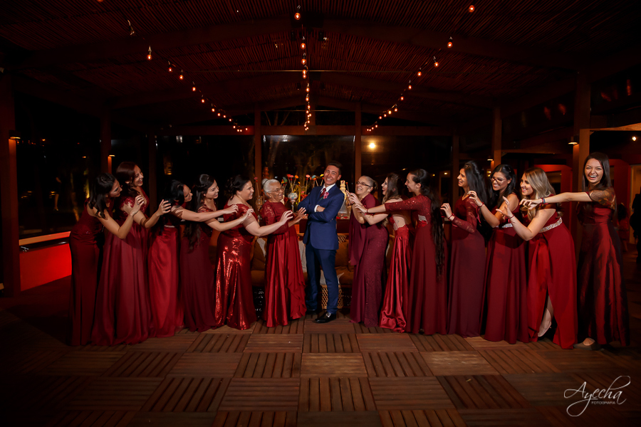 Casamentos.com.br ; fotos de casamento espaço belvedere; fotografo de casamento curitiba, ideias de fotos de casamento, deborah ayecha fotografia; refrência em casamento curitiba, profissionais de eventos curitiba, adir moreira decorações