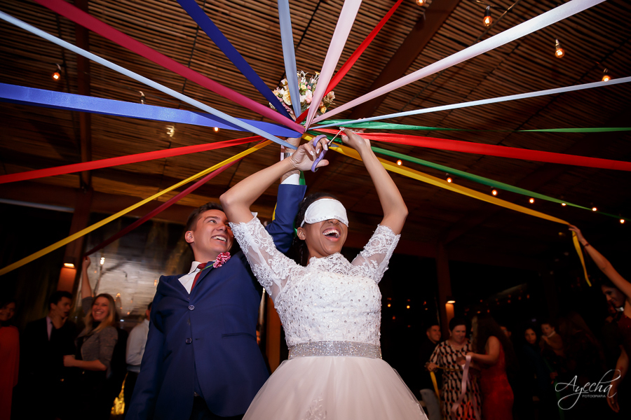 Casamentos.com.br ; fotos de casamento espaço belvedere; fotografo de casamento curitiba, ideias de fotos de casamento, deborah ayecha fotografia; refrência em casamento curitiba, profissionais de eventos curitiba, adir moreira decorações