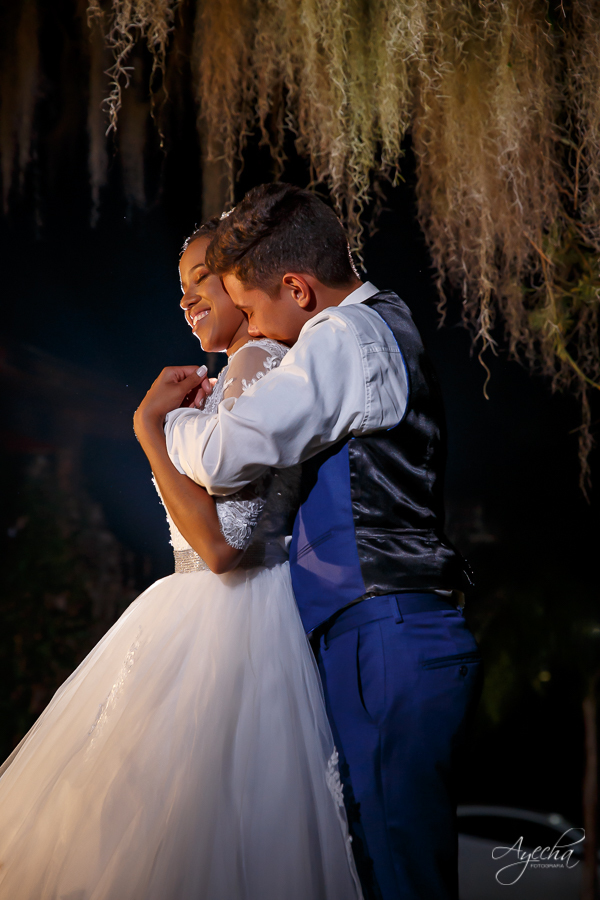 Casamentos.com.br ; fotos de casamento espaço belvedere; fotografo de casamento curitiba, ideias de fotos de casamento, deborah ayecha fotografia; refrência em casamento curitiba, profissionais de eventos curitiba, adir moreira decorações