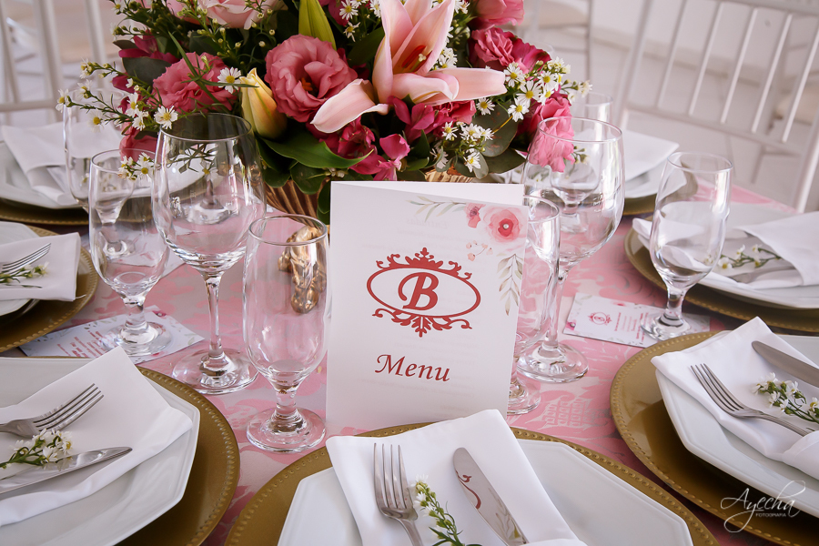 15 ANOS; DEBUTANTE; FESTA DE DEBUTANTE; FESTA DE 15 ANOS; ENSAIO DE DEBUTANTE; ENSAIO DE 15 ANOS; FESTA DE DEBUTANTE; FESTA DE 15 ANOS; CHACARA ABURA; MAKING OF DEBUTANTE; FOTOGRAFO DE 15 ANOS; FOTOGRAFIA; VESTIDO DE DEBUTANTE; VESTIDO 15 ANOS