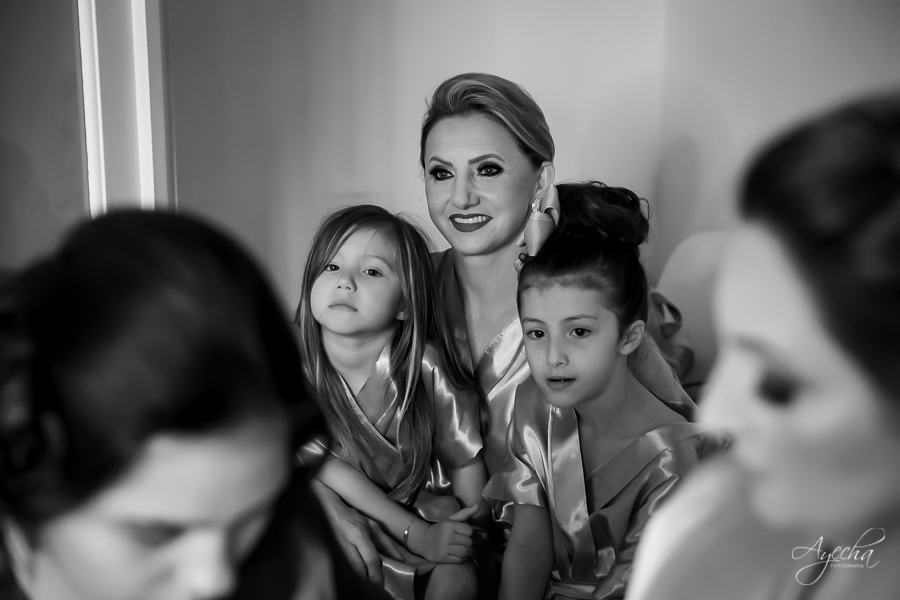 15 ANOS; DEBUTANTE; FESTA DE DEBUTANTE; FESTA DE 15 ANOS; ENSAIO DE DEBUTANTE; ENSAIO DE 15 ANOS; FESTA DE DEBUTANTE; FESTA DE 15 ANOS; CHACARA ABURA; MAKING OF DEBUTANTE; FOTOGRAFO DE 15 ANOS; FOTOGRAFIA; DEBORAH AYECHA FOTOGRAFIA