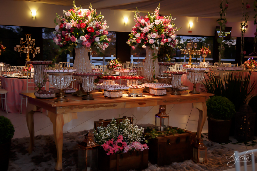 15 ANOS; DEBUTANTE; FESTA DE DEBUTANTE; FESTA DE 15 ANOS; ENSAIO DE DEBUTANTE; ENSAIO DE 15 ANOS; FESTA DE DEBUTANTE; FESTA DE 15 ANOS; CHACARA ABURA; MAKING OF DEBUTANTE; FOTOGRAFO DE 15 ANOS; FOTOGRAFIA; VESTIDO DE DEBUTANTE; VESTIDO 15 ANOS