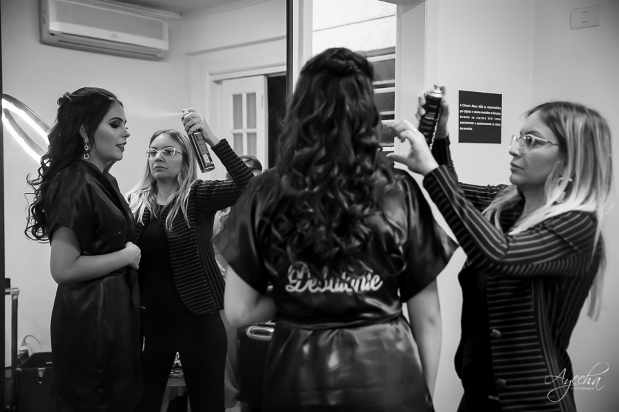 15 ANOS; DEBUTANTE; FESTA DE DEBUTANTE; FESTA DE 15 ANOS; ENSAIO DE DEBUTANTE; ENSAIO DE 15 ANOS; FESTA DE DEBUTANTE; FESTA DE 15 ANOS; CHACARA ABURA; MAKING OF DEBUTANTE; FOTOGRAFO DE 15 ANOS; FOTOGRAFIA; VESTIDO DE DEBUTANTE; VESTIDO 15 ANOS