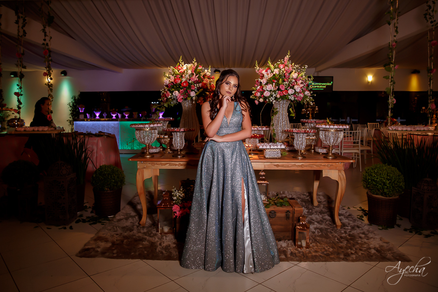 15 ANOS; DEBUTANTE; FESTA DE DEBUTANTE; FESTA DE 15 ANOS; ENSAIO DE DEBUTANTE; ENSAIO DE 15 ANOS; FESTA DE DEBUTANTE; FESTA DE 15 ANOS; CHACARA ABURA; MAKING OF DEBUTANTE; FOTOGRAFO DE 15 ANOS; 15 ANOS CURITIBA; VESTIDO DE DEBUTANTE; VESTIDO 15 ANOS