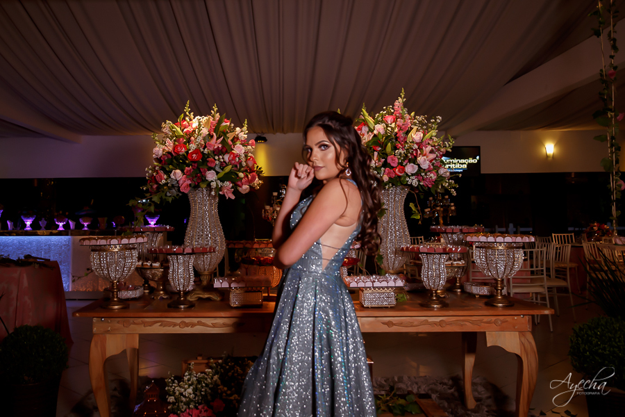 15 ANOS; DEBUTANTE; FESTA DE DEBUTANTE; FESTA DE 15 ANOS; ENSAIO DE DEBUTANTE; ENSAIO DE 15 ANOS; FESTA DE DEBUTANTE; FESTA DE 15 ANOS; CHACARA ABURA; MAKING OF DEBUTANTE; FOTOGRAFO DE 15 ANOS; 15 ANOS CURITIBA; VESTIDO DE DEBUTANTE; VESTIDO 15 ANOS