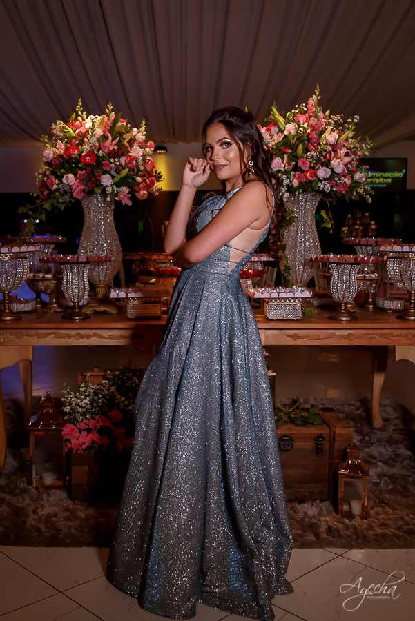 15 ANOS; DEBUTANTE; FESTA DE DEBUTANTE; FESTA DE 15 ANOS; ENSAIO DE DEBUTANTE; ENSAIO DE 15 ANOS; FESTA DE DEBUTANTE; FESTA DE 15 ANOS; CHACARA ABURA; MAKING OF DEBUTANTE; FOTOGRAFO DE 15 ANOS; 15 ANOS CURITIBA; VESTIDO DE DEBUTANTE; VESTIDO 15 ANOS