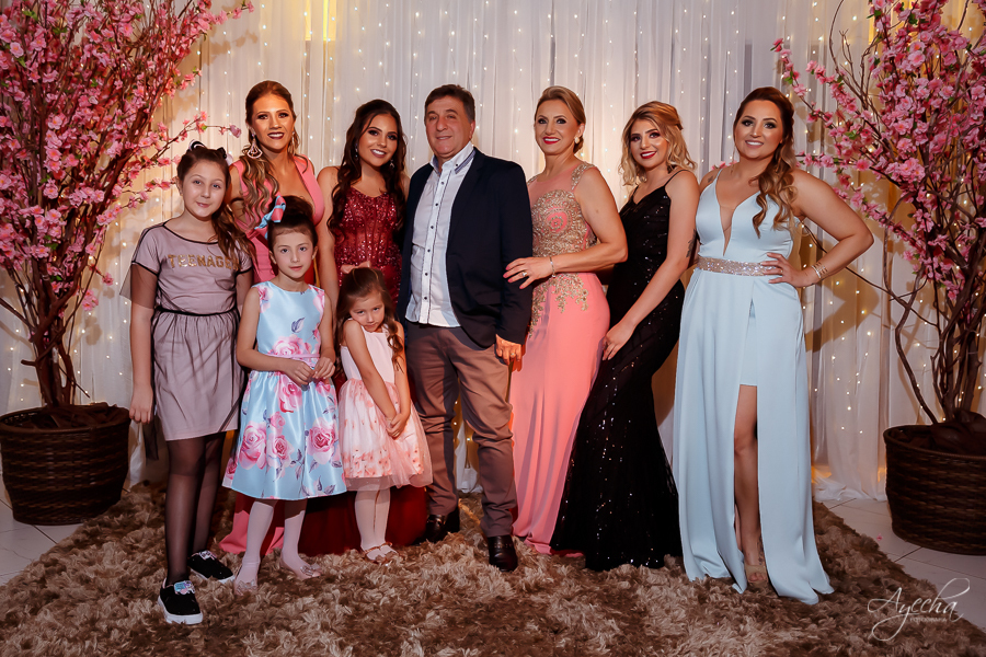 15 ANOS; DEBUTANTE; FESTA DE DEBUTANTE; FESTA DE 15 ANOS; ENSAIO DE DEBUTANTE; ENSAIO DE 15 ANOS; FESTA DE DEBUTANTE; FESTA DE 15 ANOS; CHACARA ABURA; MAKING OF DEBUTANTE; FOTOGRAFO DE 15 ANOS; 15 ANOS CURITIBA; VESTIDO DE DEBUTANTE; VESTIDO 15 ANOS