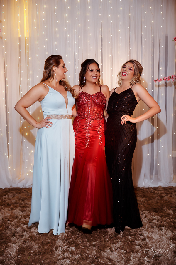 15 ANOS; DEBUTANTE; FESTA DE DEBUTANTE; FESTA DE 15 ANOS; ENSAIO DE DEBUTANTE; ENSAIO DE 15 ANOS; FESTA DE DEBUTANTE; FESTA DE 15 ANOS; CHACARA ABURA; MAKING OF DEBUTANTE; FOTOGRAFO DE 15 ANOS; 15 ANOS CURITIBA; VESTIDO DE DEBUTANTE; VESTIDO 15 ANOS