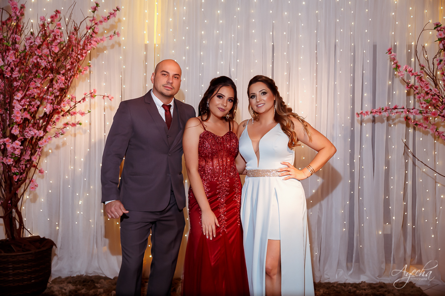 15 ANOS; DEBUTANTE; FESTA DE DEBUTANTE; FESTA DE 15 ANOS; ENSAIO DE DEBUTANTE; ENSAIO DE 15 ANOS; FESTA DE DEBUTANTE; FESTA DE 15 ANOS; CHACARA ABURA; MAKING OF DEBUTANTE; FOTOGRAFO DE 15 ANOS; 15 ANOS CURITIBA; VESTIDO DE DEBUTANTE; VESTIDO 15 ANOS