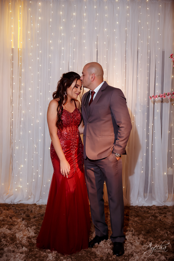 15 ANOS; DEBUTANTE; FESTA DE DEBUTANTE; FESTA DE 15 ANOS; ENSAIO DE DEBUTANTE; ENSAIO DE 15 ANOS; FESTA DE DEBUTANTE; FESTA DE 15 ANOS; CHACARA ABURA; MAKING OF DEBUTANTE; FOTOGRAFO DE 15 ANOS; 15 ANOS CURITIBA; VESTIDO DE DEBUTANTE; VESTIDO 15 ANOS