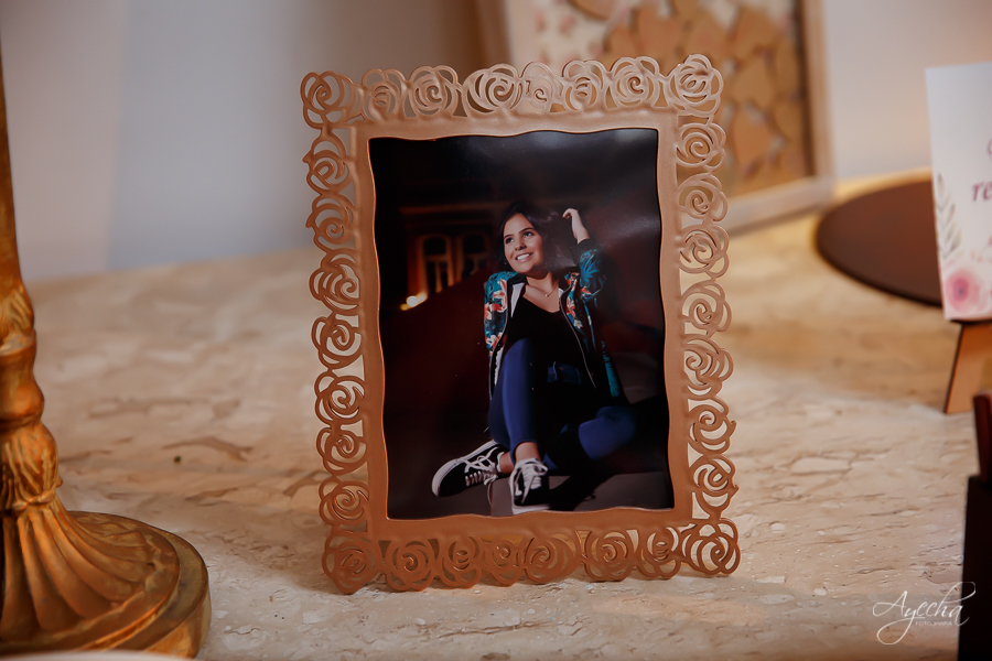 15 ANOS; DEBUTANTE; FESTA DE DEBUTANTE; FESTA DE 15 ANOS; ENSAIO DE DEBUTANTE; ENSAIO DE 15 ANOS; FESTA DE DEBUTANTE; FESTA DE 15 ANOS; CHACARA ABURA; MAKING OF DEBUTANTE; FOTOGRAFO DE 15 ANOS; FOTOGRAFIA; VESTIDO DE DEBUTANTE; VESTIDO 15 ANOS