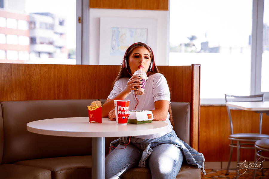 15 anos curitiba; ensaio de 15 anos; clipe de 15 anos; vídeo de 15 anos; fotos de 15 anos; ideias para 15 anos; debutantes; debutantes curitiba; deborah ayecha fotografia; eventos curitiba; festas curitiba; fornecedores curitiba;