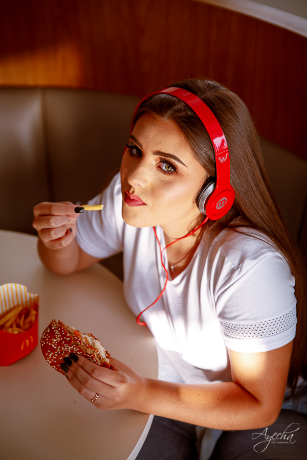 15 anos curitiba; ensaio de 15 anos; clipe de 15 anos; vídeo de 15 anos; fotos de 15 anos; ideias para 15 anos; debutantes; debutantes curitiba; deborah ayecha fotografia; eventos curitiba; festas curitiba; fornecedores curitiba;