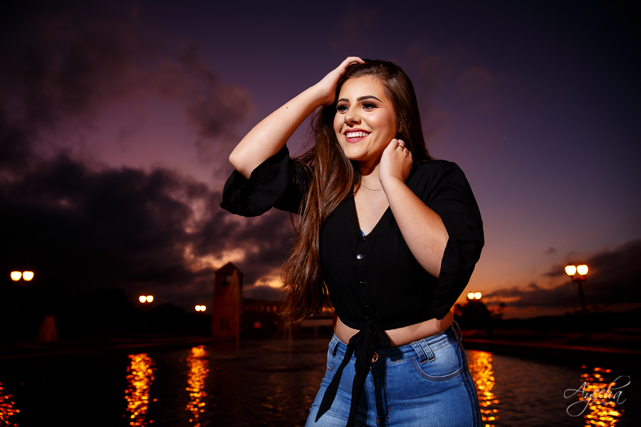 15 anos curitiba; ensaio de 15 anos; clipe de 15 anos; vídeo de 15 anos; fotos de 15 anos; ideias para 15 anos; debutantes; debutantes curitiba; deborah ayecha fotografia; eventos curitiba; festas curitiba; fornecedores curitiba;