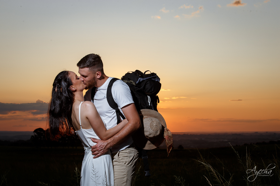 Buraco do Padre; ensaio ponta grossa; casamento ponta grossa; casamento curitiba; pré wedding curitiba; deborah ayecha fotografia; ensaio pré wedding, ensaio aventura; fotos aventura; trilha; cachoeira da mariquinha