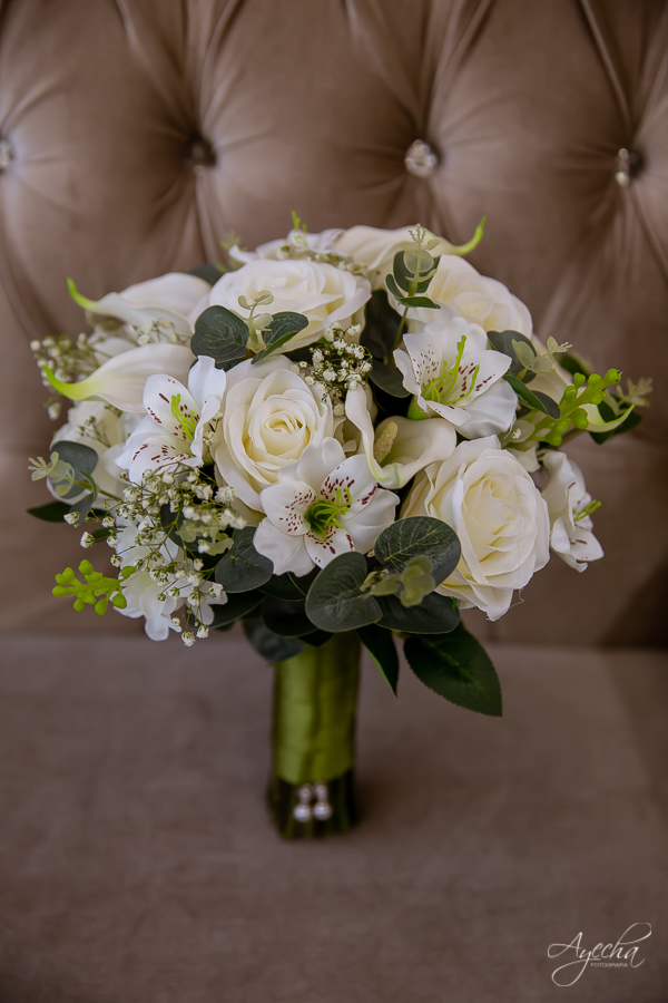 Noivas Curitibanas; Fotografo de Casamento Curitiba; Deborah Ayecha Fotografia; Rita Gonzales Maquiadora; Ensaio Parque das Aguas Piraquara; Vallejo Eventos; Eventos Piraquara; Eventos Curitiba; Fotografia de Casamento; Noivas Pinhais; Wedding;