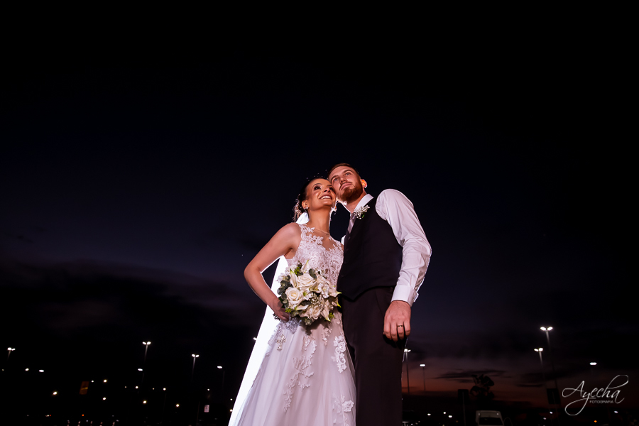 Noivas Curitibanas; Fotografo de Casamento Curitiba; Deborah Ayecha Fotografia; Rita Gonzales Maquiadora; Ensaio Parque das Aguas Piraquara; Vallejo Eventos; Eventos Piraquara; Eventos Curitiba; Fotografia de Casamento; Noivas Pinhais; Cerimoniale