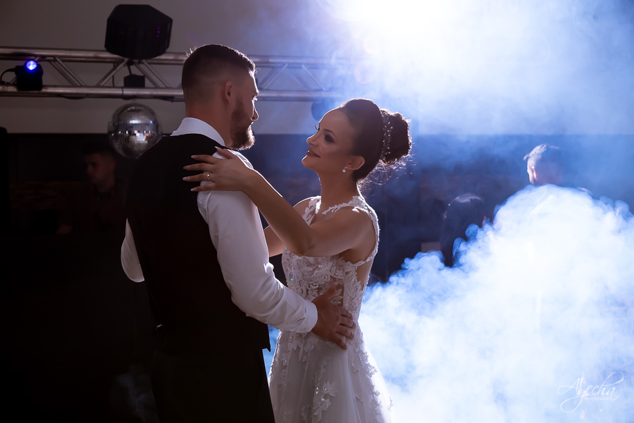 Noivas Curitibanas; Fotografo de Casamento Curitiba; Deborah Ayecha Fotografia; Rita Gonzales Maquiadora; Ensaio Parque das Aguas Piraquara; Vallejo Eventos; Eventos Piraquara; Eventos Curitiba; Fotografia de Casamento; Noivas Pinhais; Cerimoniale