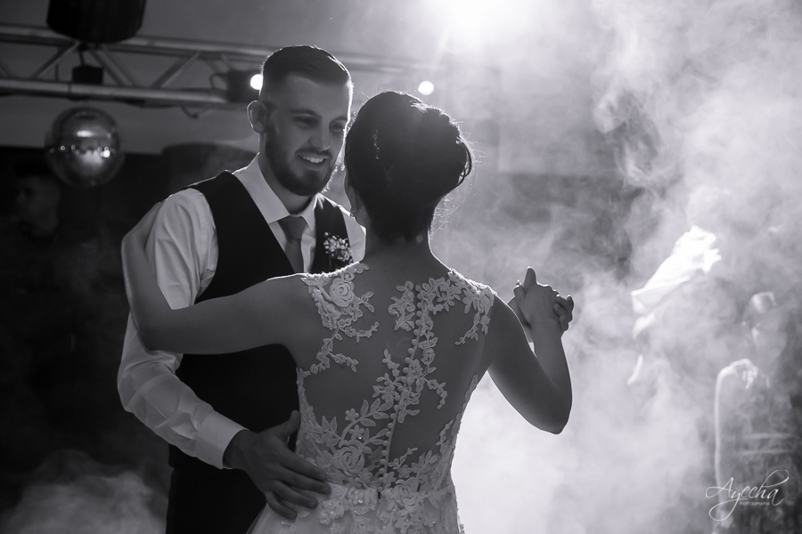 Noivas Curitibanas; Fotografo de Casamento Curitiba; Deborah Ayecha Fotografia; Rita Gonzales Maquiadora; Ensaio Parque das Aguas Piraquara; Vallejo Eventos; Eventos Piraquara; Eventos Curitiba; Fotografia de Casamento; Noivas Pinhais; Cerimoniale