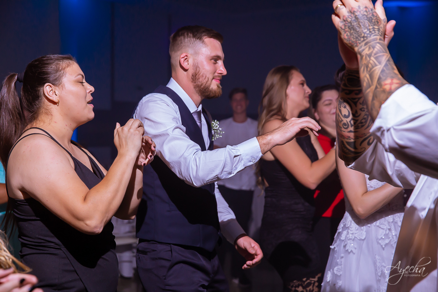 Noivas Curitibanas; Fotografo de Casamento Curitiba; Deborah Ayecha Fotografia; Rita Gonzales Maquiadora; Ensaio Parque das Aguas Piraquara; Vallejo Eventos; Eventos Piraquara; Eventos Curitiba; Fotografia de Casamento; Noivas Pinhais; CerimonialeNoivas C