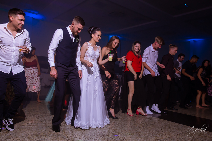 Noivas Curitibanas; Fotografo de Casamento Curitiba; Deborah Ayecha Fotografia; Rita Gonzales Maquiadora; Ensaio Parque das Aguas Piraquara; Vallejo Eventos; Eventos Piraquara; Eventos Curitiba; Fotografia de Casamento; Noivas Pinhais; Cerimoniale