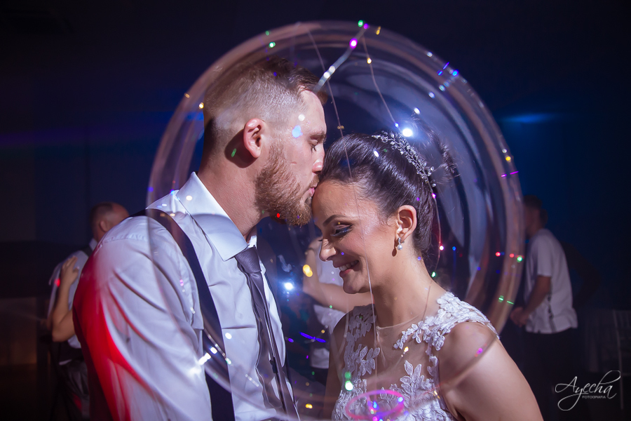 Noivas Curitibanas; Fotografo de Casamento Curitiba; Deborah Ayecha Fotografia; Rita Gonzales Maquiadora; Ensaio Parque das Aguas Piraquara; Vallejo Eventos; Eventos Piraquara; Eventos Curitiba; Fotografia de Casamento; Noivas Pinhais; Cerimoniale