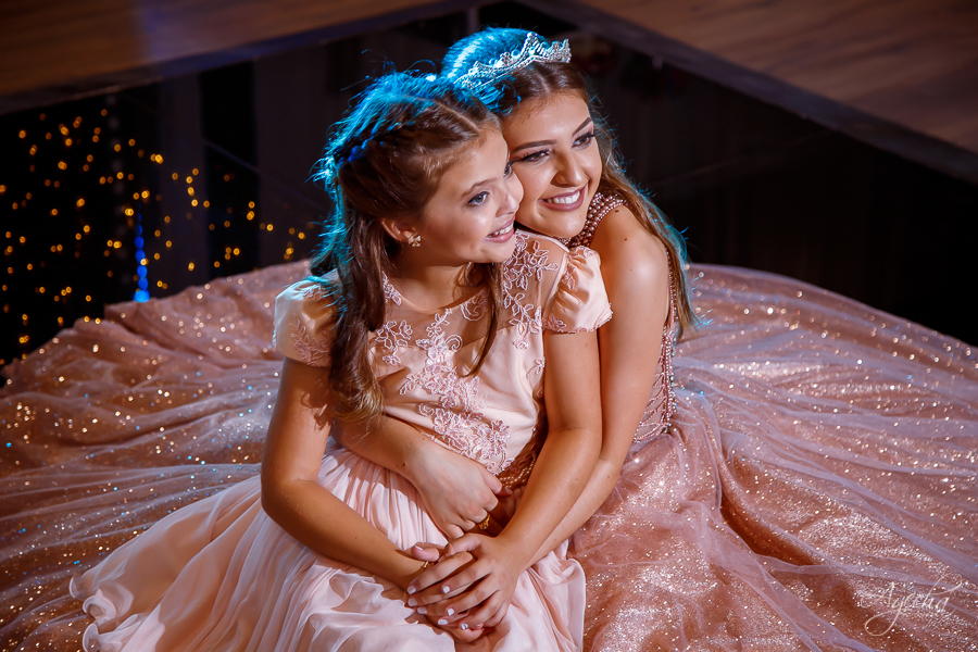 Cynthia Ayres Decoração; 15 anos; Debutantes Curitiba; Associação Sanepar Curitiba; 15 anos bailarina; balada 15 anos; deborah ayecha fotografia; fotógrafos curitiba; melhores fotografos casamento curitiba; ensaio debutante; ensaios curitiba;