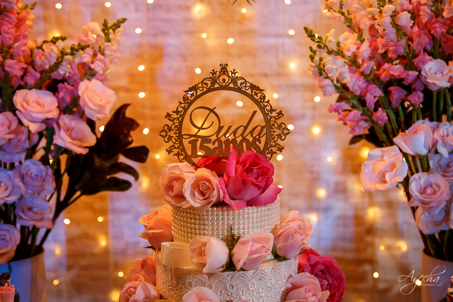 Cynthia Ayres Decoração; 15 anos; Debutantes Curitiba; Associação Sanepar Curitiba; 15 anos bailarina; balada 15 anos; deborah ayecha fotografia; fotógrafos curitiba; melhores fotografos casamento curitiba; ensaio debutante; ensaios curitiba;