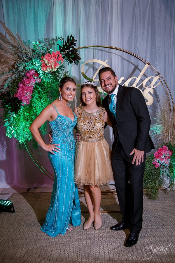 Cynthia Ayres Decoração; 15 anos; Debutantes Curitiba; Associação Sanepar Curitiba; 15 anos bailarina; balada 15 anos; deborah ayecha fotografia; fotógrafos curitiba; melhores fotografos casamento curitiba; ensaio debutante; ensaios curitiba;