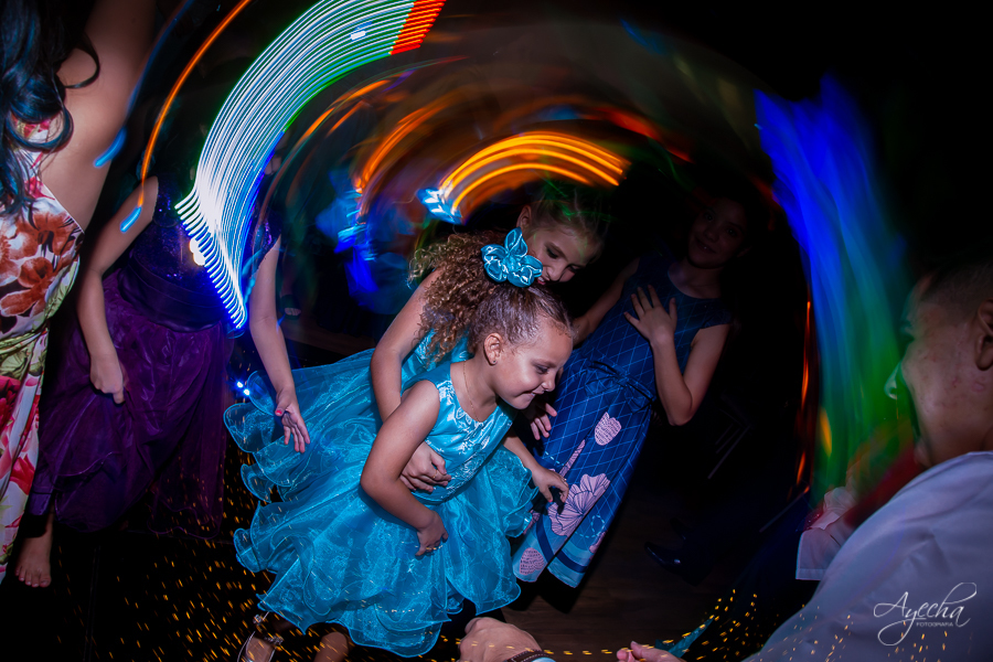 Cynthia Ayres Decoração; 15 anos; Debutantes Curitiba; Associação Sanepar Curitiba; 15 anos bailarina; balada 15 anos; deborah ayecha fotografia; fotógrafos curitiba; melhores fotografos casamento curitiba; barthender curitiba; bolo vivo 15 anos;