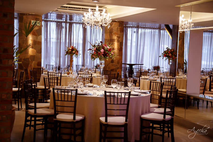 Casamento Perpétuo Socorro; Bella Vista Eventos; Tânia Marcelino; Diovanne Camilo, Invent Art; Noivas Curitibanas; Fotografia de Casamento Curitiba; Casamentos Colombo; Eventos Curitiba; Liliane Prado Make; 