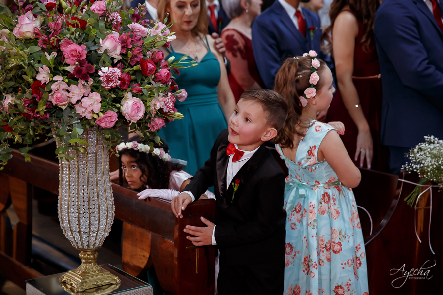 Casamento Perpétuo Socorro; Bella Vista Eventos; Tânia Marcelino; Diovanne Camilo, Invent Art; Noivas Curitibanas; Fotografia de Casamento Curitiba; Casamentos Colombo; Eventos Curitiba; Liliane Prado Make; Casamento Couto Pereira