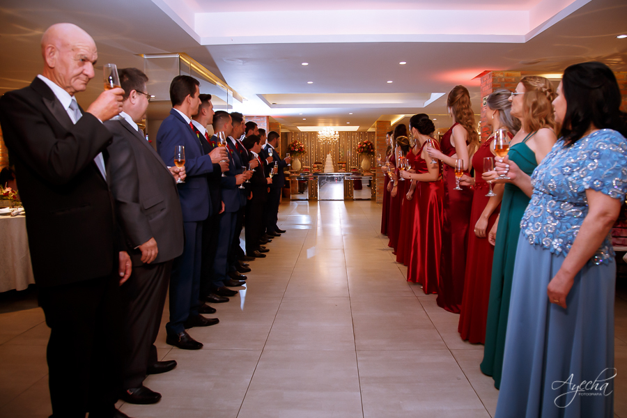 Casamento Perpétuo Socorro; Bella Vista Eventos; Tânia Marcelino; Diovanne Camilo, Invent Art; Noivas Curitibanas; Fotografia de Casamento Curitiba; Casamentos Colombo; Eventos Curitiba; Liliane Prado Make; Casamento Teatro Paiol; Noivos Teatro Paiol; 