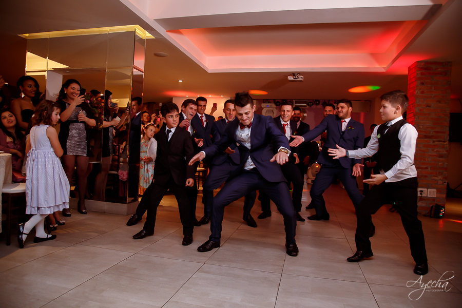 Casamento Perpétuo Socorro; Bella Vista Eventos; Tânia Marcelino; Diovanne Camilo, Invent Art; Noivas Curitibanas; Fotografia de Casamento Curitiba; Casamentos Colombo; Eventos Curitiba; Liliane Prado Make; Studio Leylak; Dança dos Noivos Curitiba;