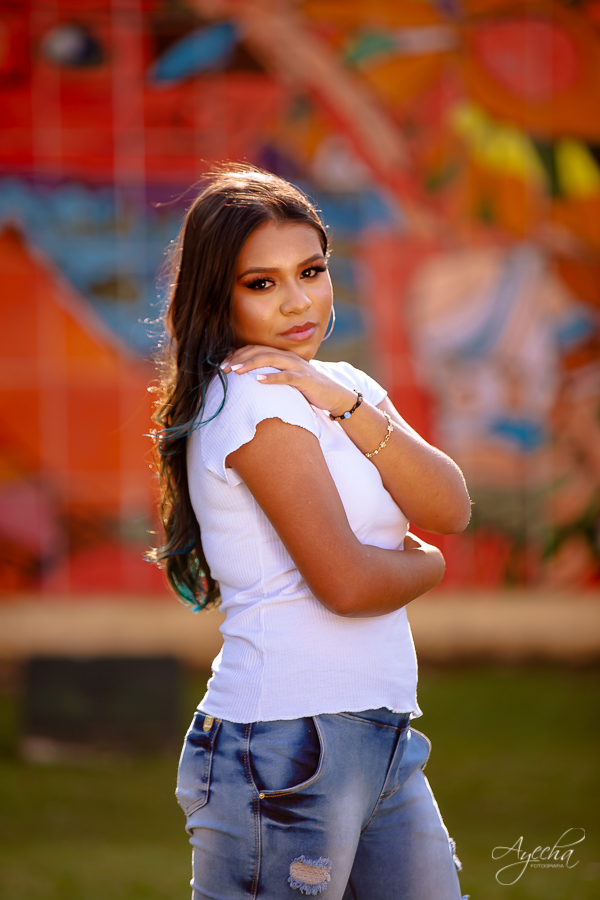 Ensaio urbano; Ensaio em Curitiba; 15 anos curitiba; debutantes curitiba; ensaio de debutante curitiba; debutantes piraquara; pinhais; são josé dos pinhais; praça nossa senhora de salete; 