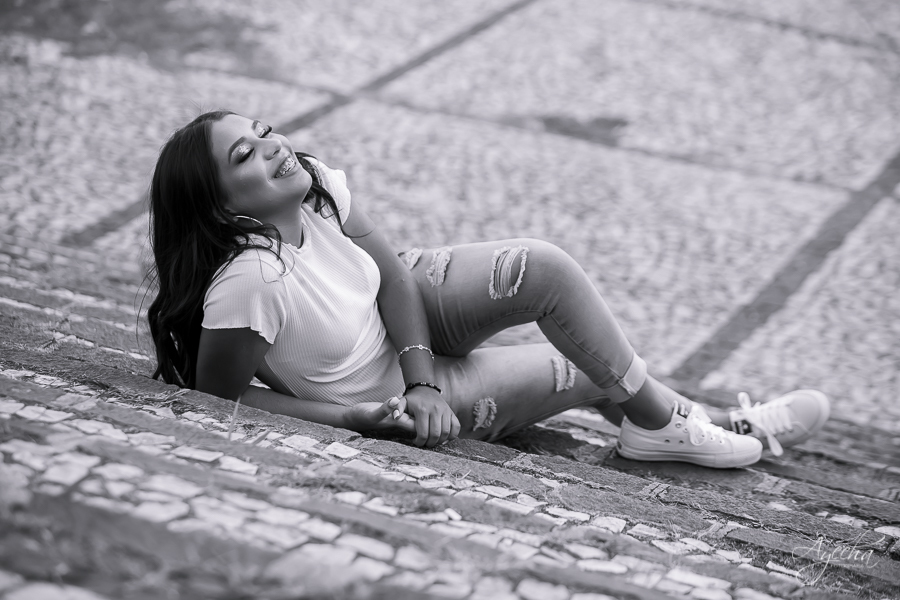 Ensaio urbano; Ensaio em Curitiba; 15 anos curitiba; debutantes curitiba; ensaio de debutante curitiba; debutantes piraquara; pinhais; são josé dos pinhais; praça nossa senhora de salete; 