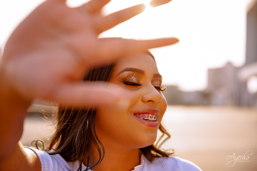 Ensaio urbano; Ensaio em Curitiba; 15 anos curitiba; debutantes curitiba; ensaio de debutante curitiba; debutantes piraquara; pinhais; são josé dos pinhais; praça nossa senhora de salete; 