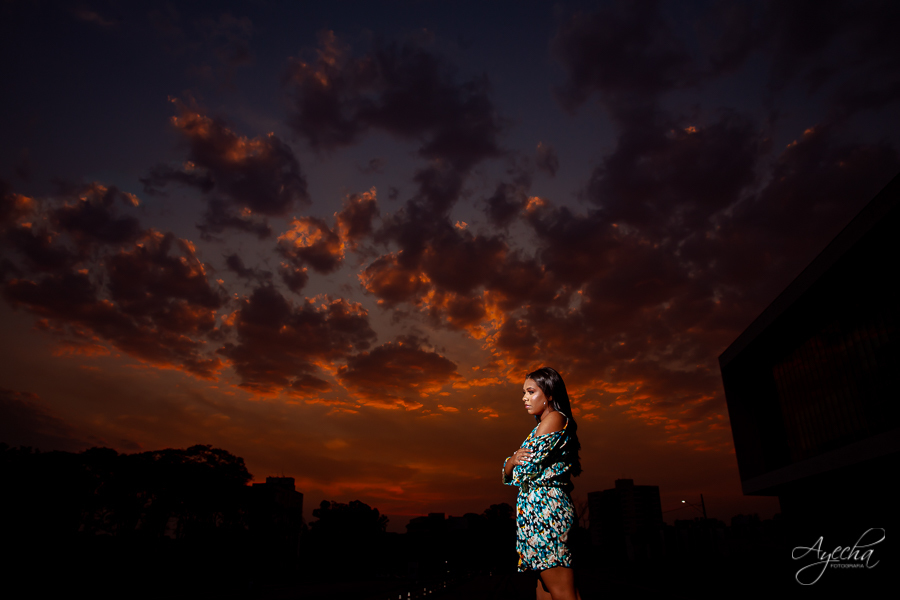 Ensaio urbano; Ensaio em Curitiba; 15 anos curitiba; debutantes curitiba; ensaio de debutante curitiba; debutantes piraquara; pinhais; melhores fotógrafos de curitiba; praça nossa senhora de salete; ensaio por do sol; deborah ayecha fotografia